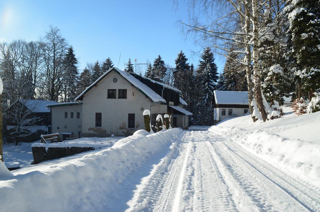 Chata Barbora Lučany nad Nisou Buitenkant foto